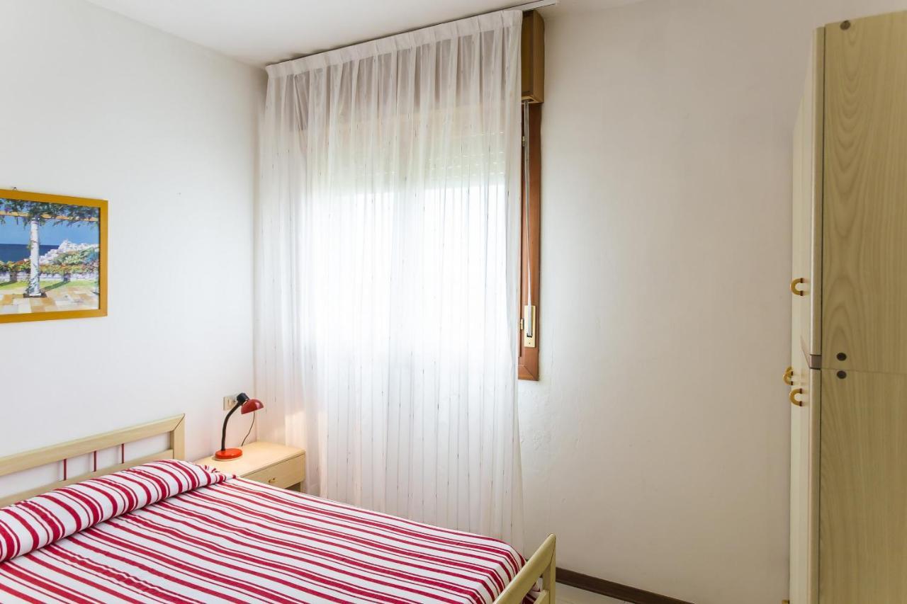 Castello Apartment Бибионе Екстериор снимка