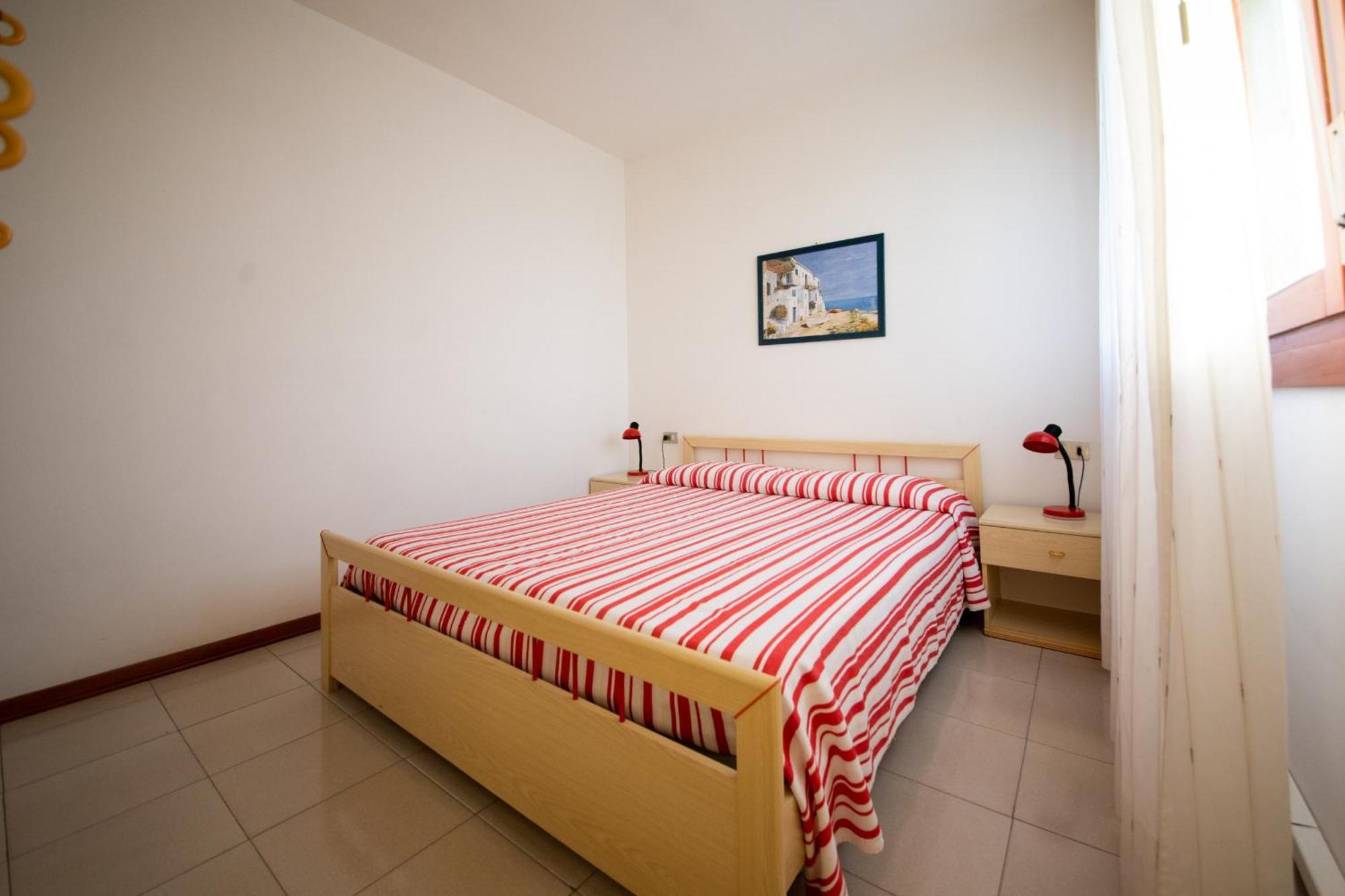 Castello Apartment Бибионе Екстериор снимка
